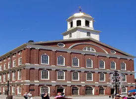 Faneuil Hall visiting hours