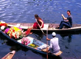 floating market , Dal Lake ,Srinagar
