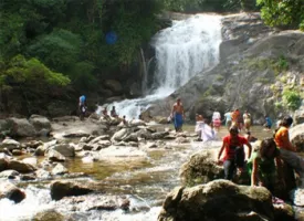 Lakkam Waterfalls visiting hours