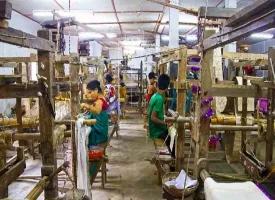 Sualkuchi: The Weaving & Craft Village