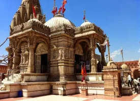 Shankaracharya Hill and Temple visiting hours